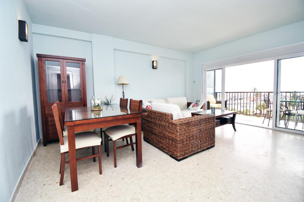 Apartamento Carina Playa Apartment Fuengirola Ngoại thất bức ảnh